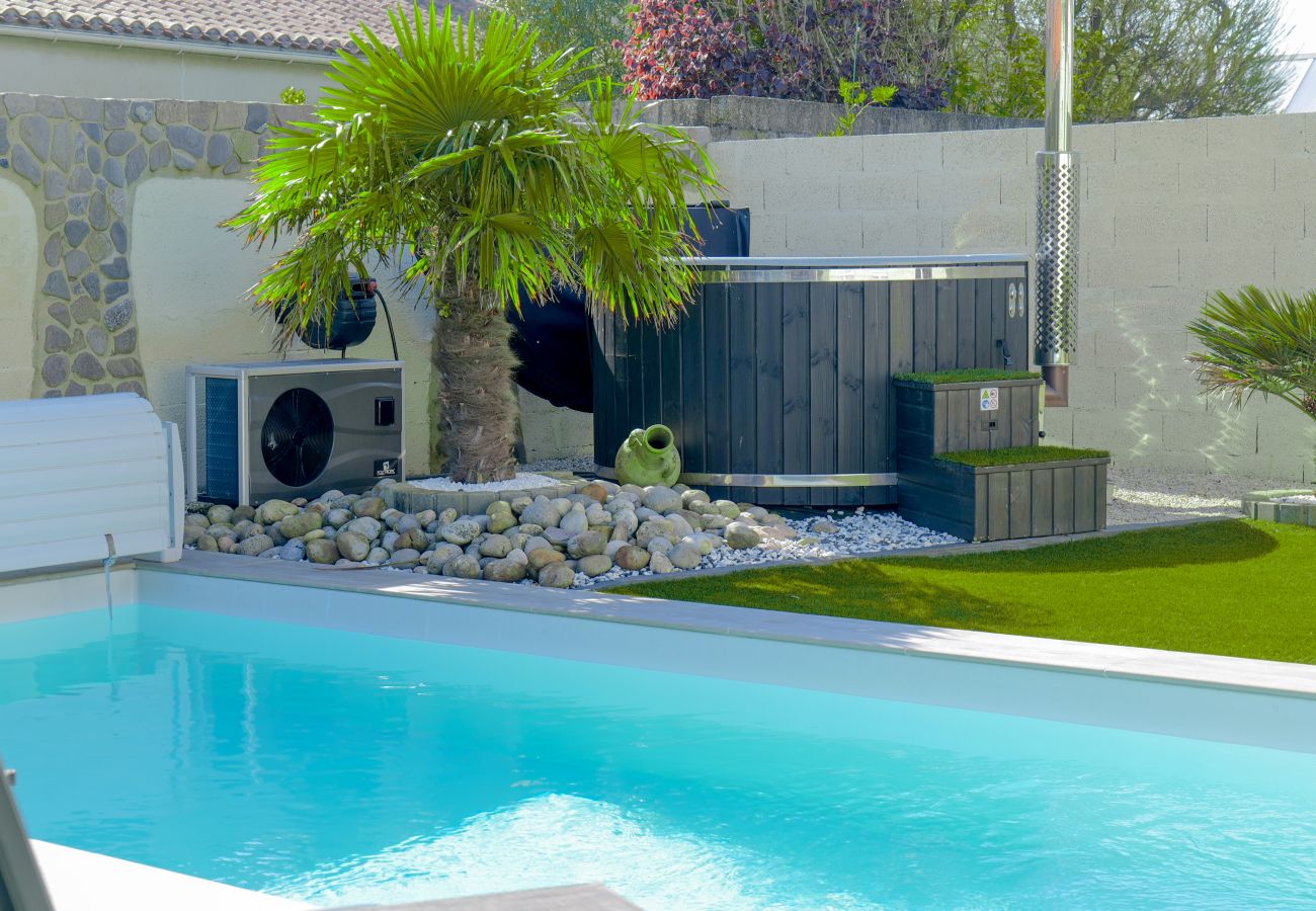 Maison à Les Sables-d´Olonne - Villa avec piscine et bain nordique aux Sables d'Olonne