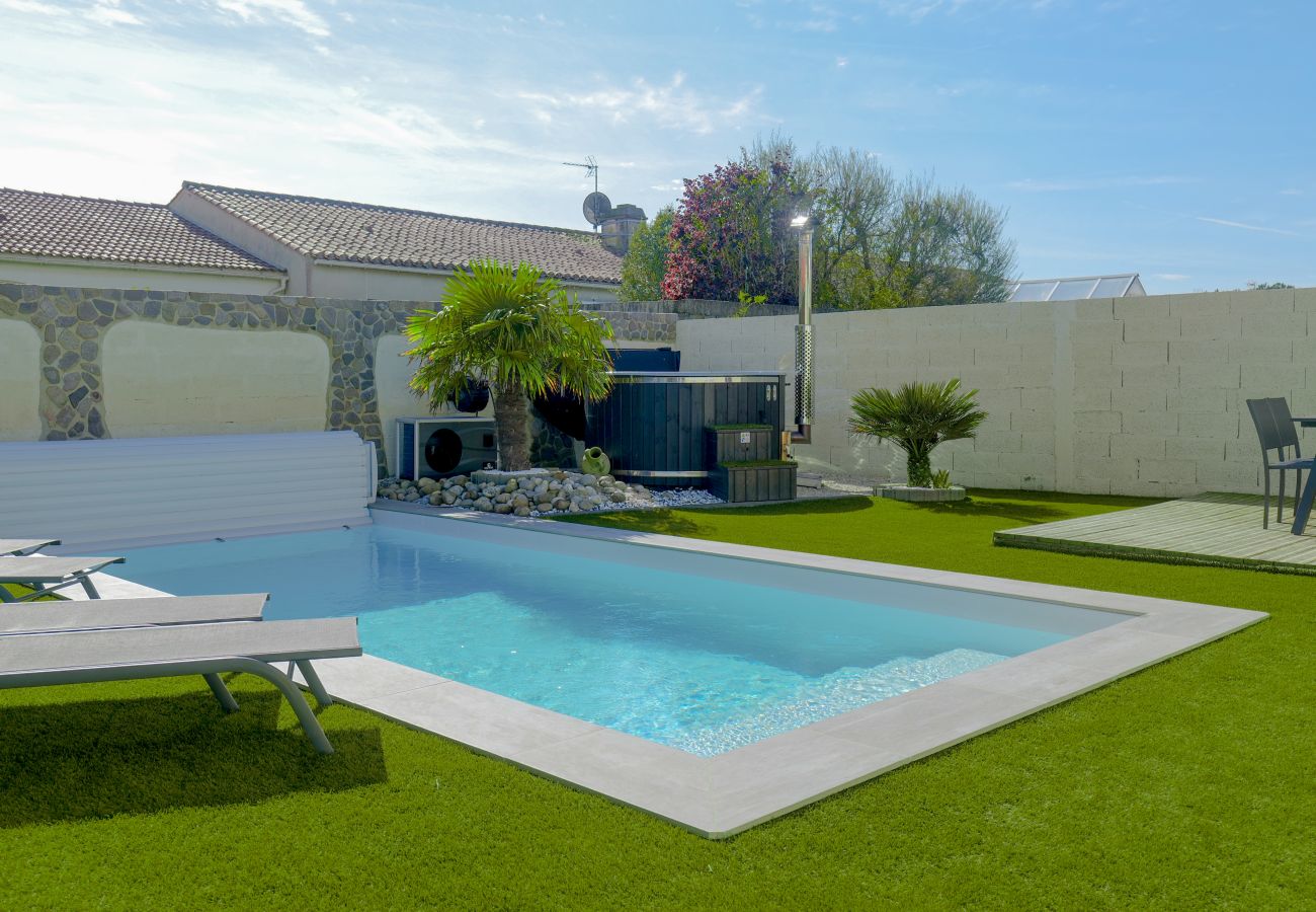 Maison à Les Sables-d´Olonne - Villa avec piscine et bain nordique aux Sables d'Olonne