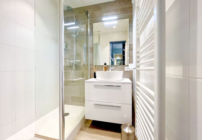 Studio à Les Sables-d´Olonne - Studio face océan avec piscine à La Chaume Studio à Les Sables-d´Olonne - Studio face océan avec piscine à La Chaume