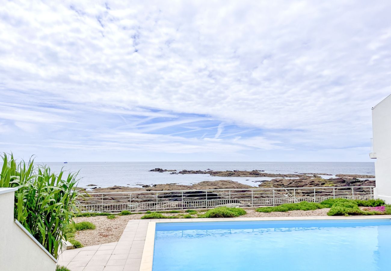 Studio à Les Sables-d´Olonne - Studio face océan avec piscine à La Chaume