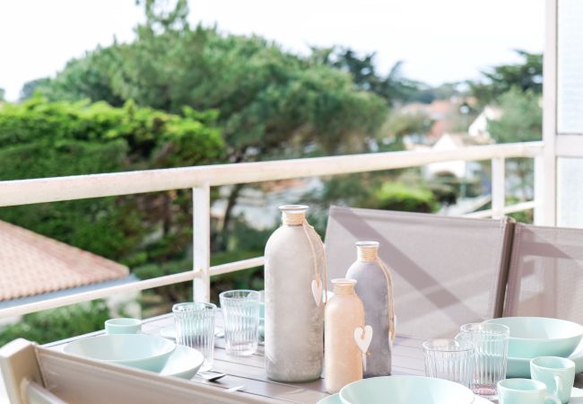 Appartement à Les Sables-d´Olonne - Charmant duplex avec piscine proche de la plage de Tanchet Appartement à Les Sables-d´Olonne - Charmant duplex avec piscine proche de la plage de Tanchet