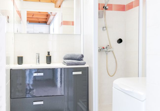 Appartement à Les Sables-d´Olonne - Charmant duplex avec piscine proche de la plage de Tanchet Appartement à Les Sables-d´Olonne - Charmant duplex avec piscine proche de la plage de Tanchet