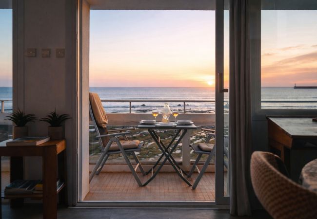 Appartement à Les Sables-d´Olonne - Appartement face océan sur le remblai des Sables d'Olonne