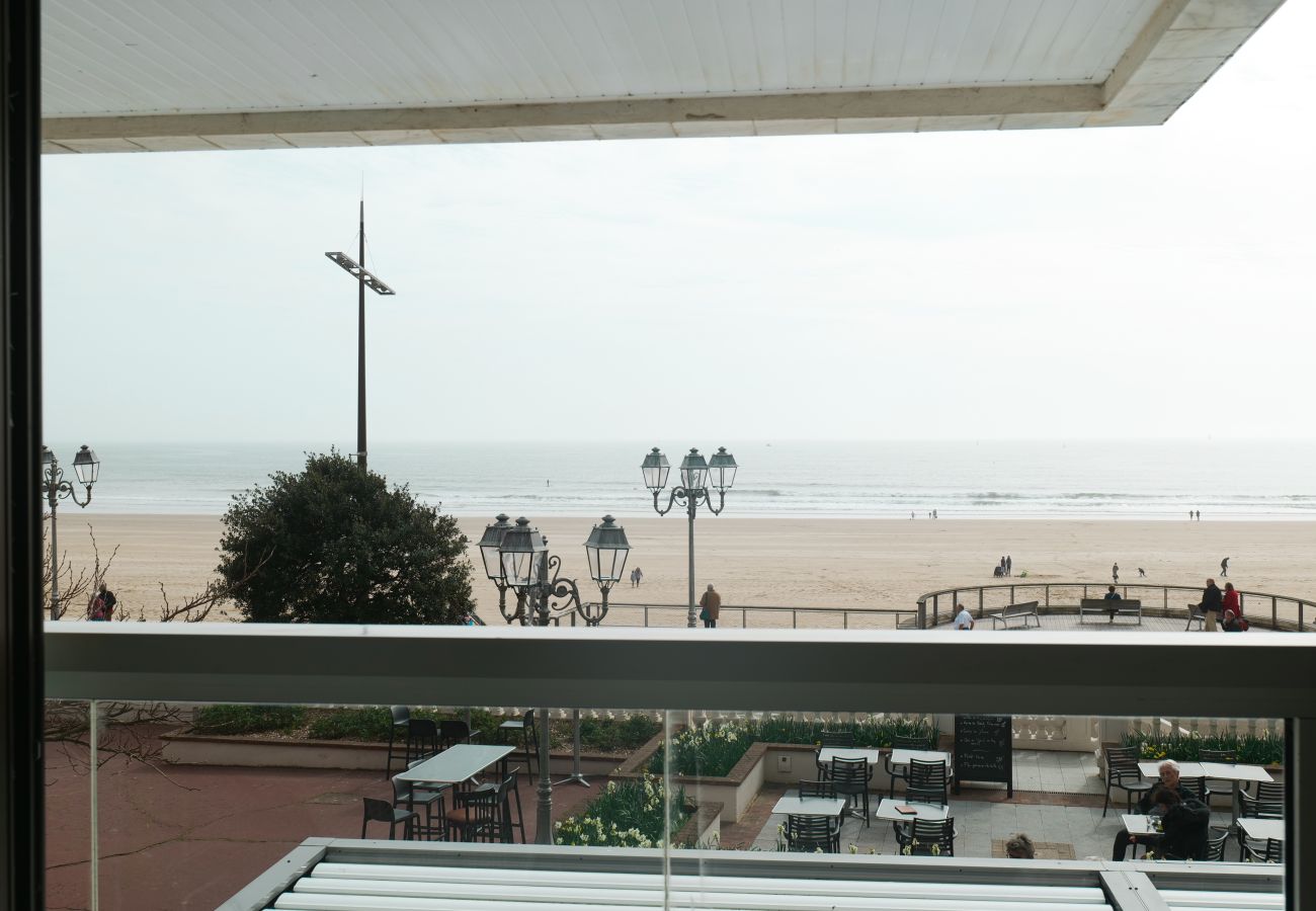 Studio à Les Sables-d´Olonne - Studio au pied de la plage, vue océan Les Sables - 4 pers