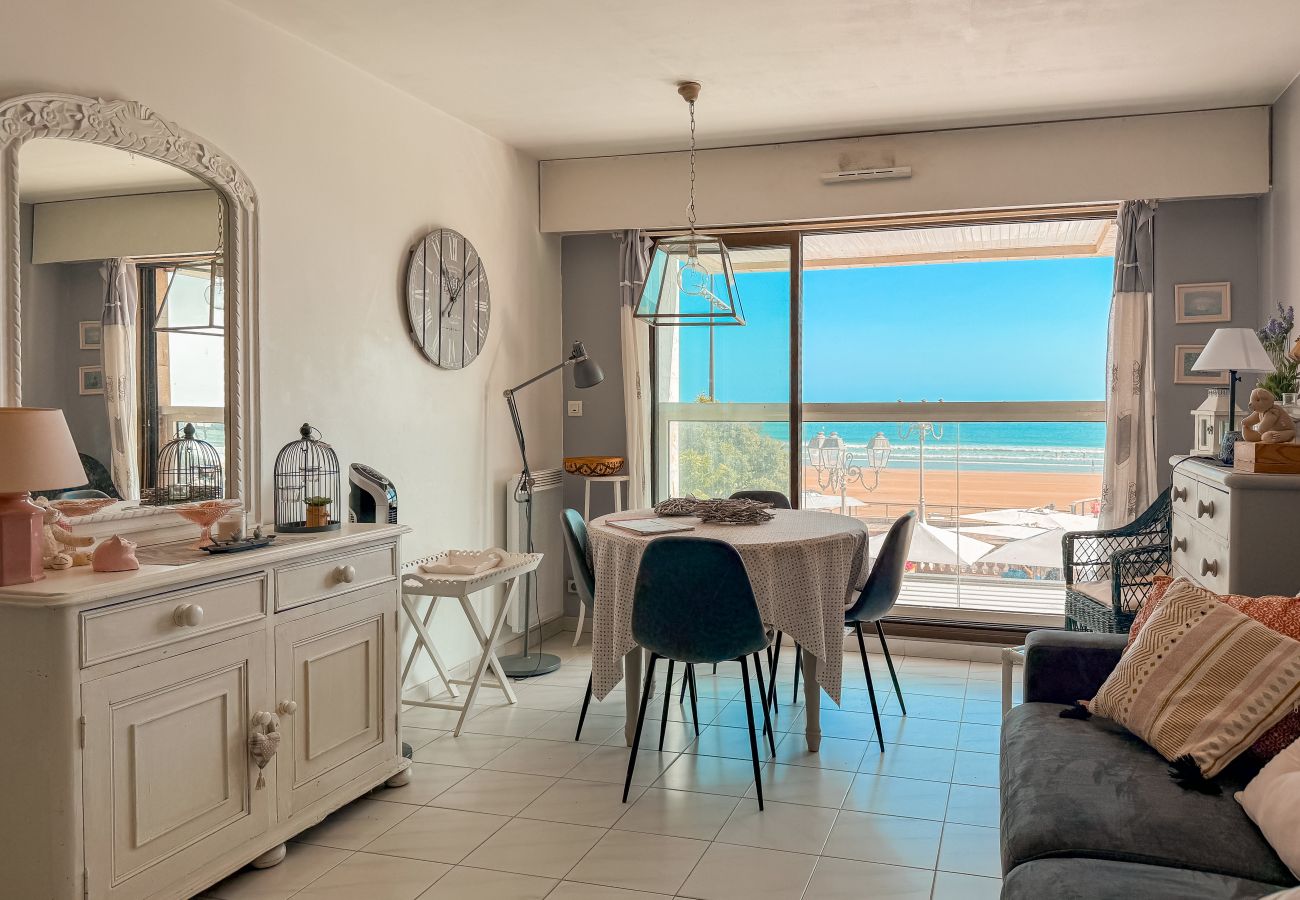Studio à Les Sables-d´Olonne - Studio au pied de la plage, vue océan Les Sables - 4 pers