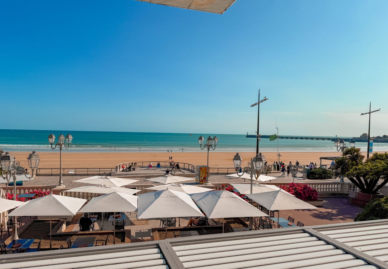 Studio à Les Sables-d´Olonne - Studio au pied de la plage, vue océan Les Sables - 4 pers