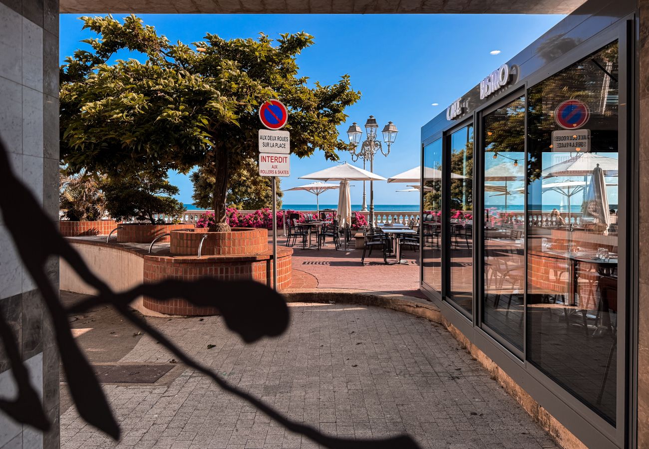 Studio à Les Sables-d´Olonne - Studio au pied de la plage, vue océan Les Sables - 4 pers