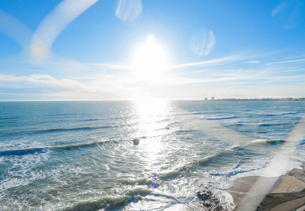 Studio à Les Sables-d´Olonne - Grand studio vue océan Les Sables - 4 personnes