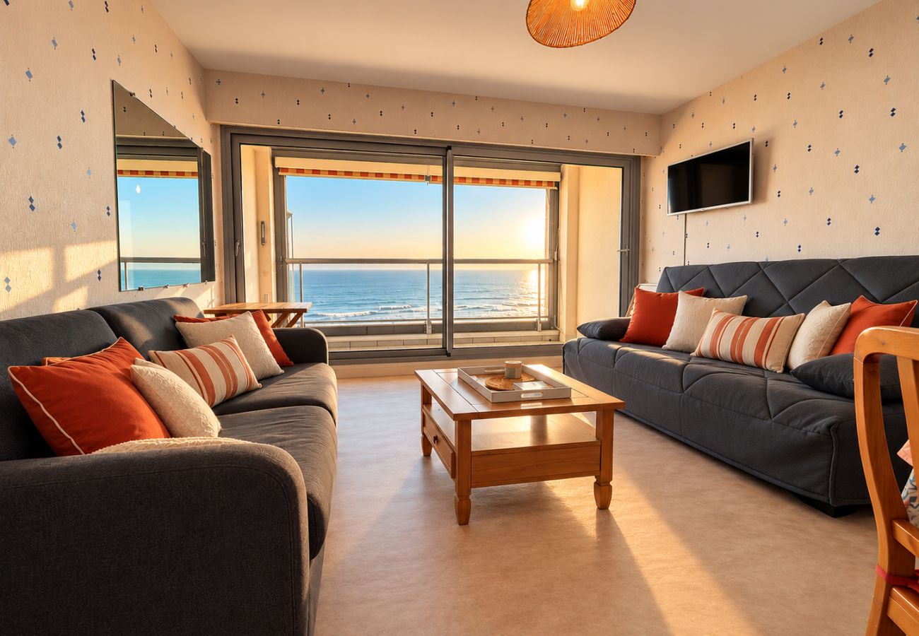 Studio à Les Sables-d´Olonne - Grand studio vue océan Les Sables - 4 personnes