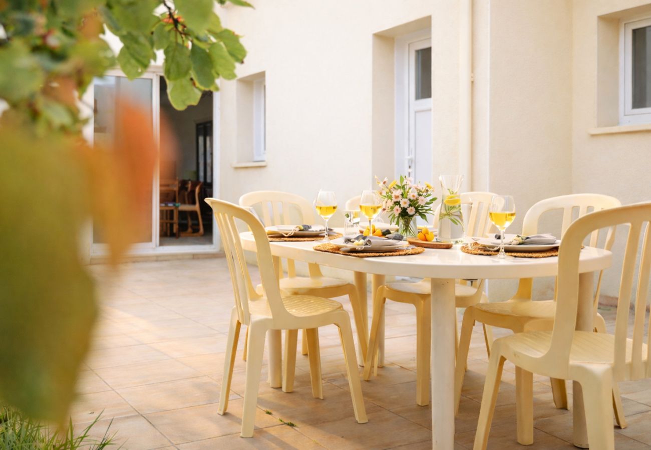 Maison mitoyenne à Les Sables-d´Olonne - Spacieuse maison quartier Arago Les Sables 7 personnes