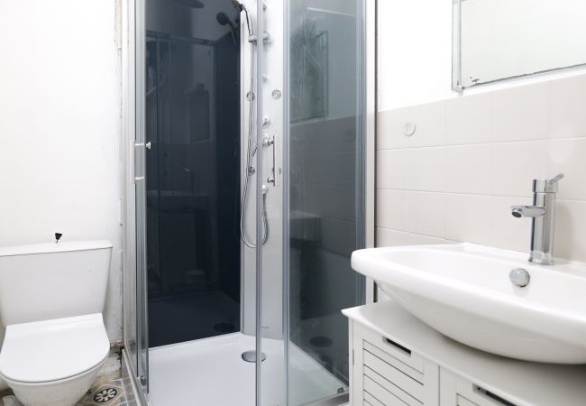 Studio à Angers - Grand studio cœur de ville d'Angers - 2 personnes Studio à Angers - Grand studio cœur de ville d'Angers - 2 personnes