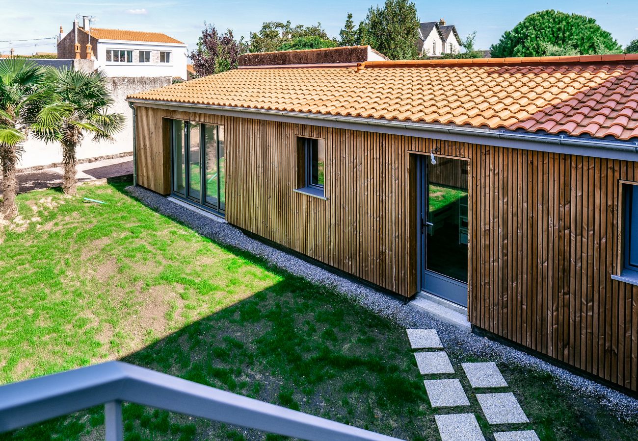 Maison à Les Sables-d´Olonne - Jolie maison de ville rénovée Les Sables 13 personnes