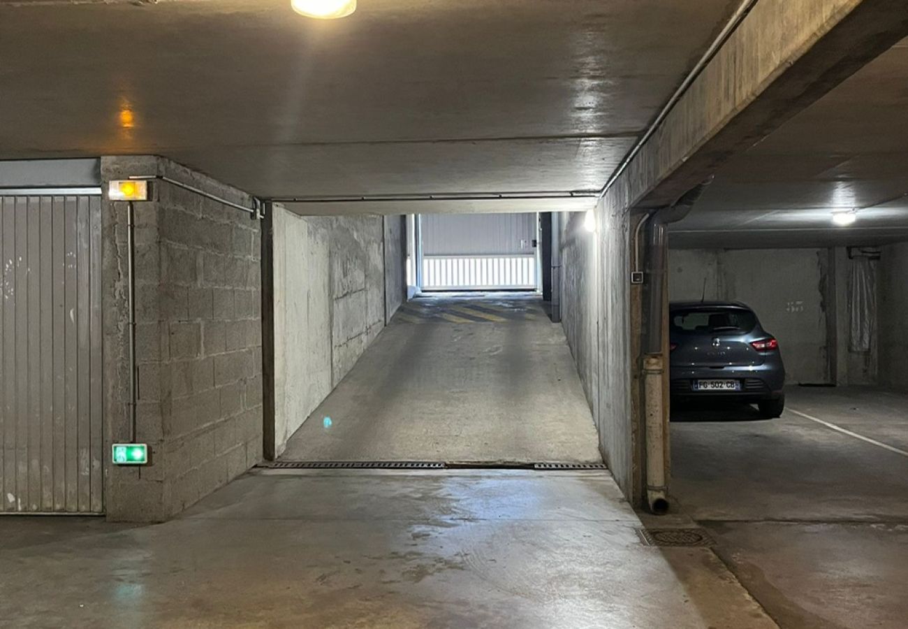 Garage/Parking à Angers - PLACE PARKING SECURISE