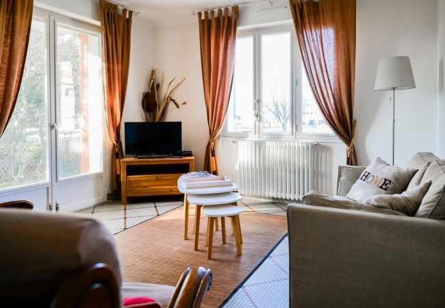  à Les Sables-d´Olonne - Charmant appartement à l'étage d'une maison avec jardin - Quartier Saint Michel - 5 personnes