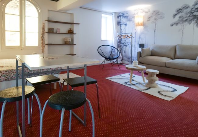 Studio à Angers - Studio 2/4 personnes - Déco soignée Studio à Angers - Studio 2/4 personnes - Déco soignée