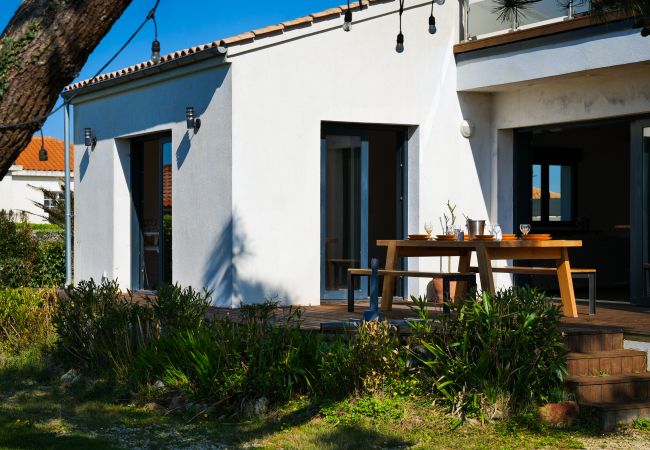 Villa à Les Sables-d´Olonne - Villa Colette - Baie de Cayola - 9 personnes Villa à Les Sables-d´Olonne - Villa Colette - Baie de Cayola - 9 personnes