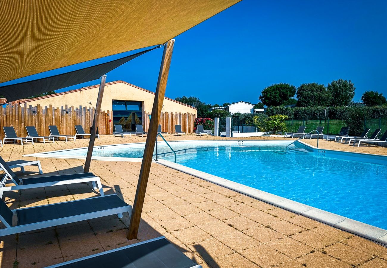Maison mitoyenne à Talmont-Saint-Hilaire - Maison 4/6 pers. au calme avec terrasse & piscine – Domaine Saint Martin