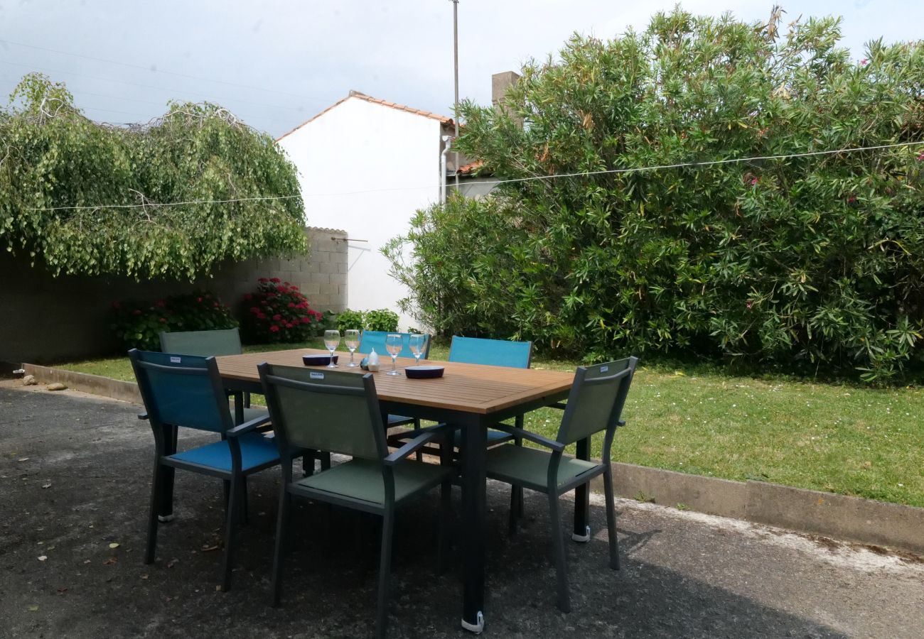 Maison à Les Sables-d´Olonne - Maison avec joli jardin quartier La Roulière