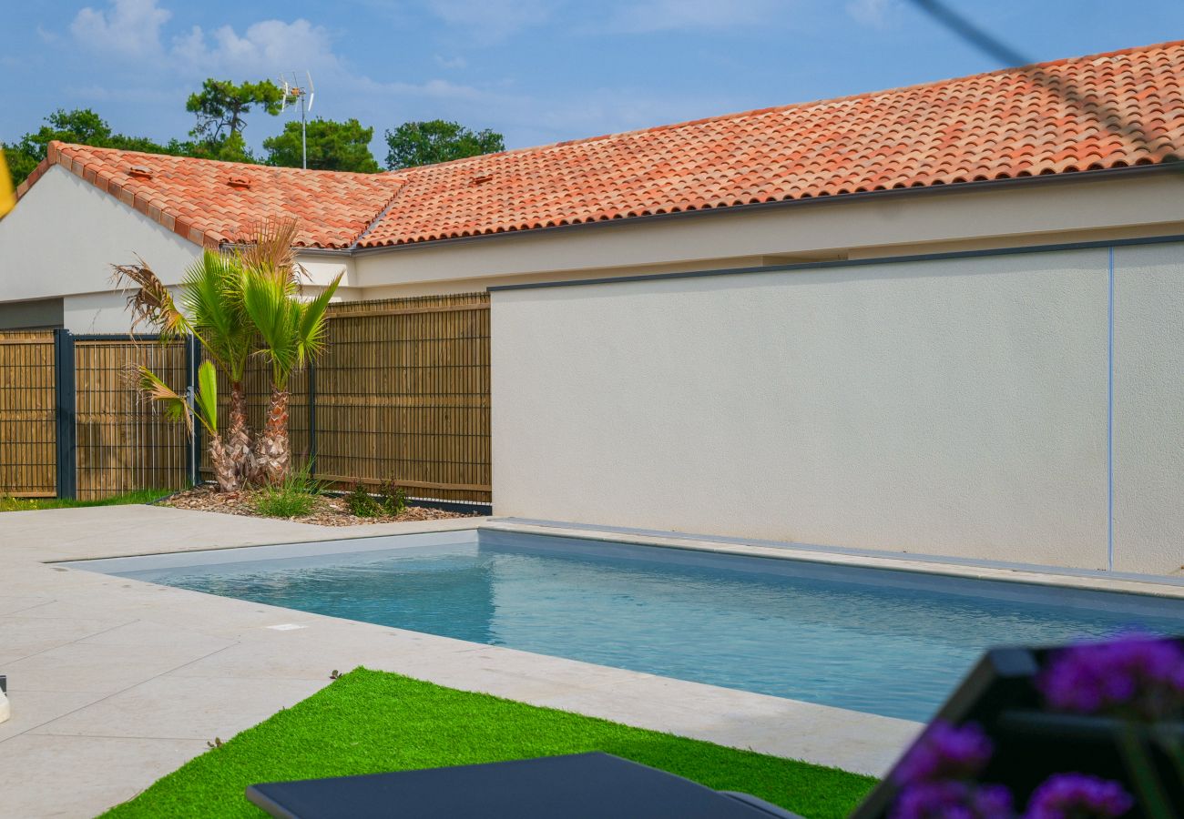 Maison à Jard-sur-Mer - Villa des Herondais - piscine - jardin - tout équipée - 8 personnes