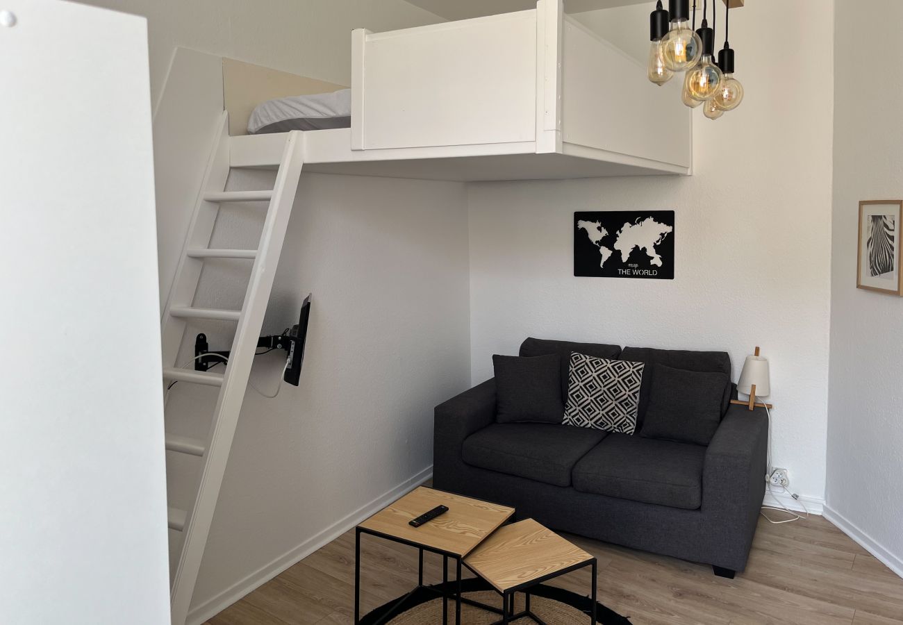 Studio à Les Sables-d´Olonne - Votre Pied-à-Terre aux Sables – Studio Équipé à Deux Pas de la Plage 1er GAUCHE