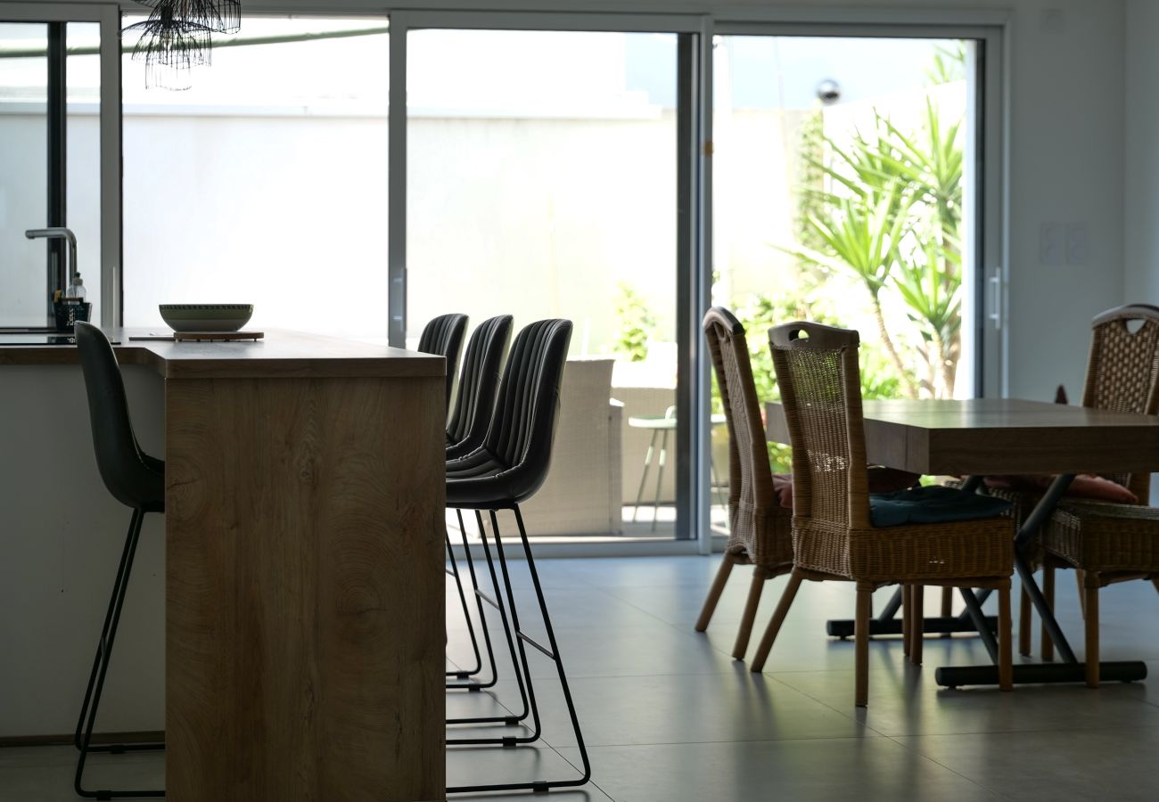Maison à Les Sables-d´Olonne - Charmante maison moderne pour 8 personnes – quartier des Roses