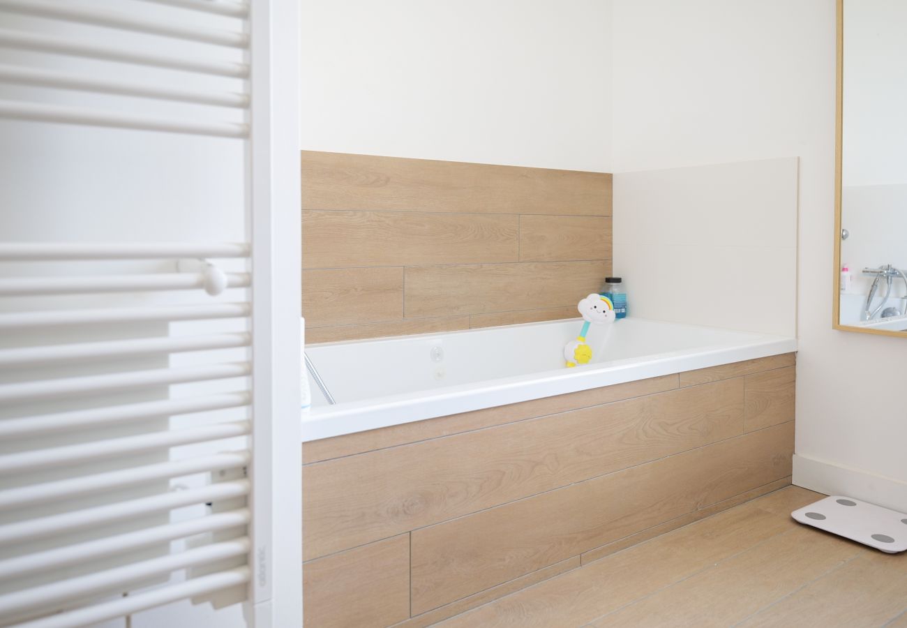 Maison à Les Sables-d´Olonne - Charmante maison moderne pour 8 personnes – quartier des Roses