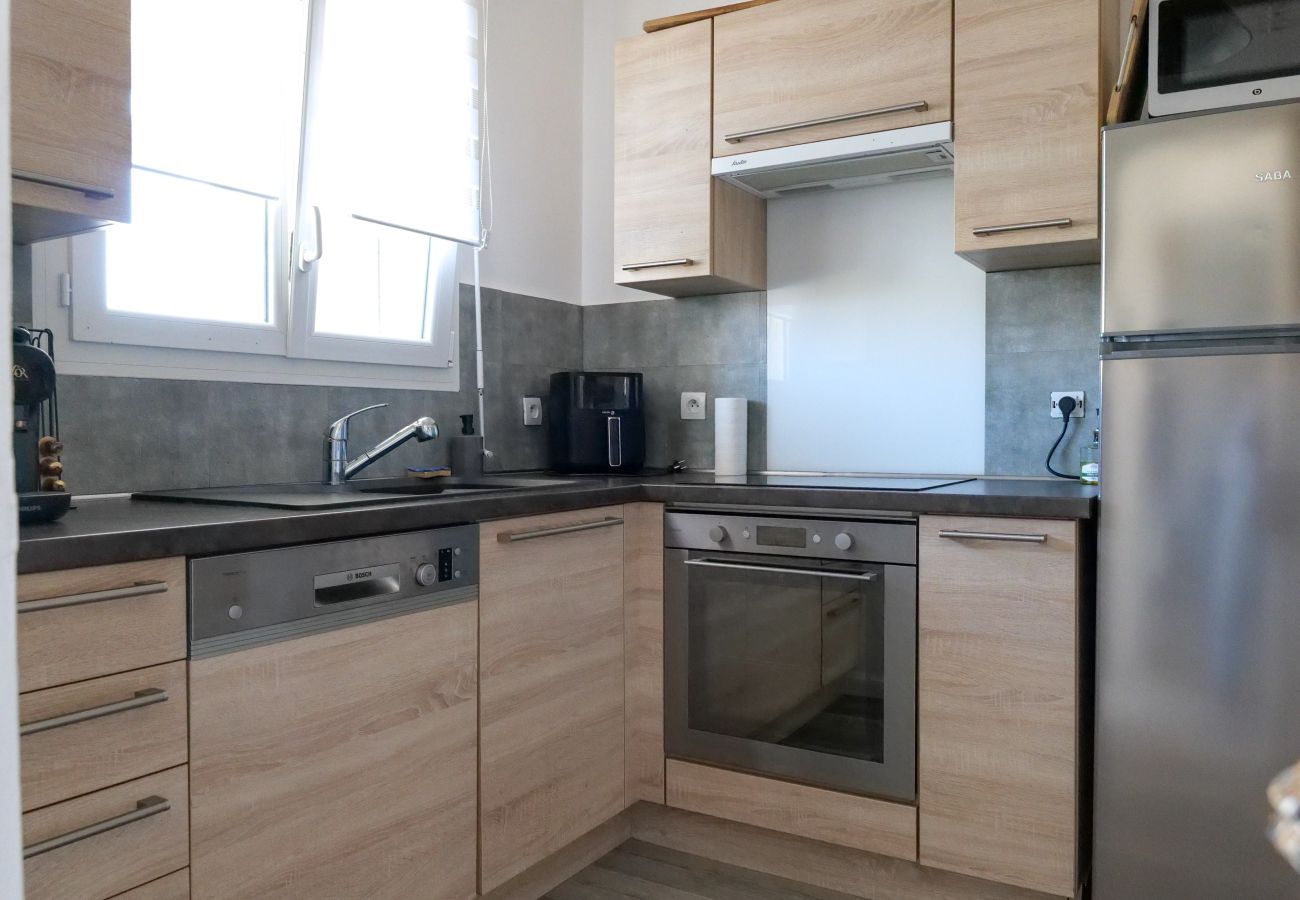 Maison à Les Sables-d´Olonne - Maison à étage avec cour et garage – Les Sables d’Olonne – 4 personnes