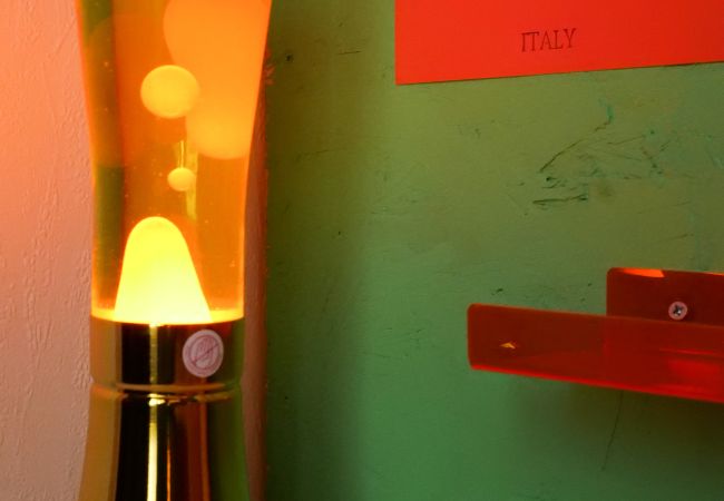 Studio à Angers - Studio Popart atypique - coeur de ville - 2 personnes Studio à Angers - Studio Popart atypique - coeur de ville - 2 personnes