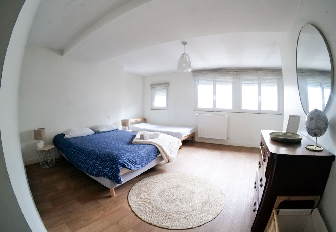 Appartement à Angers - Spacieux appartement - 7 personnes - Coeur de ville