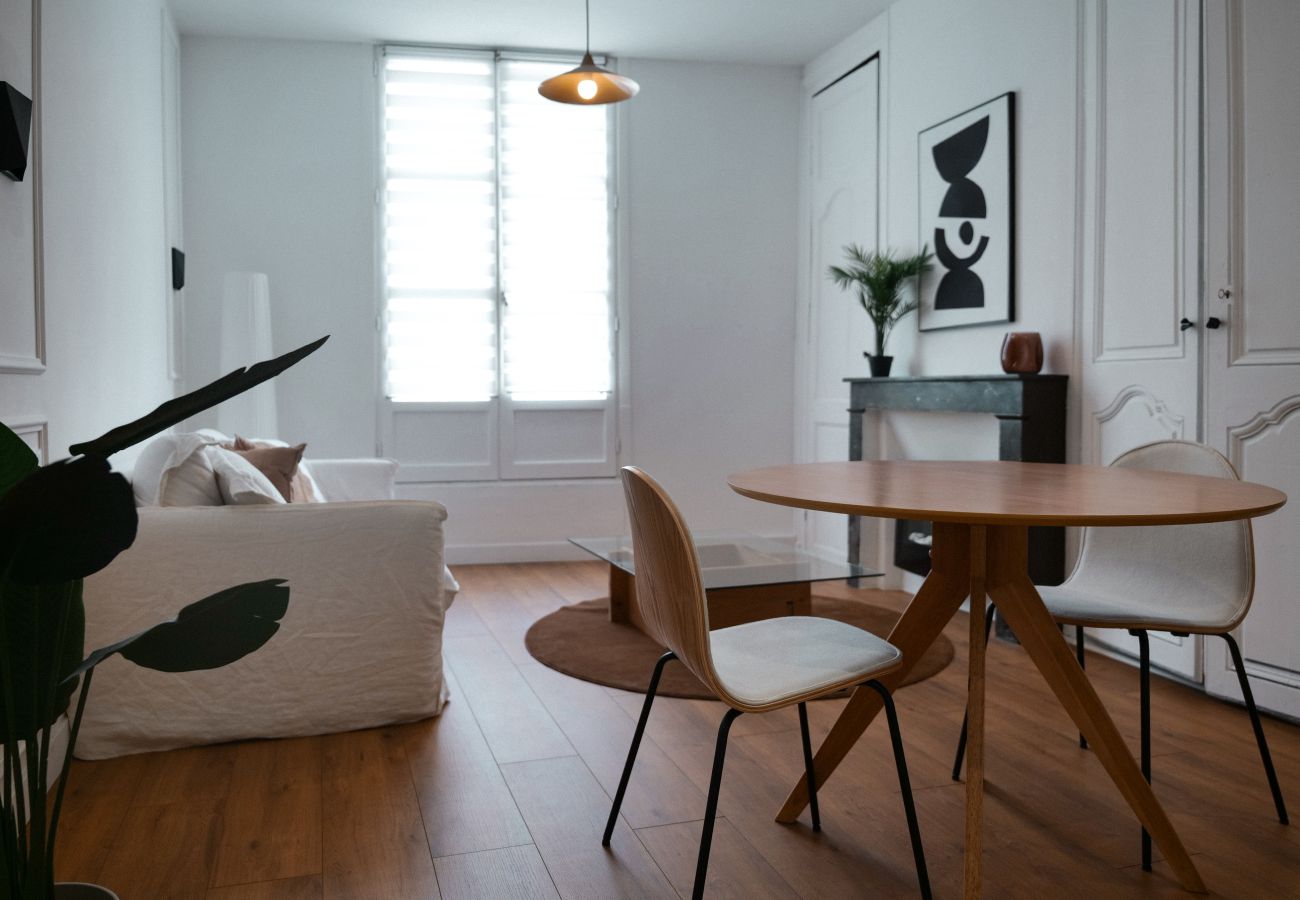 Studio à Angers - Séjour confortable pour 2 en hyper centre d’Angers