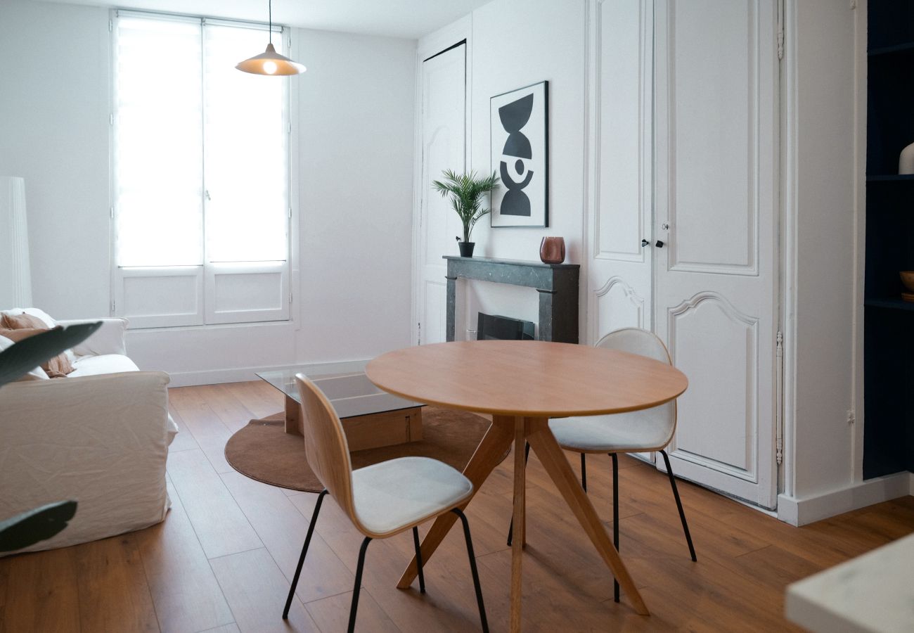 Studio à Angers - Séjour confortable pour 2 en hyper centre d’Angers