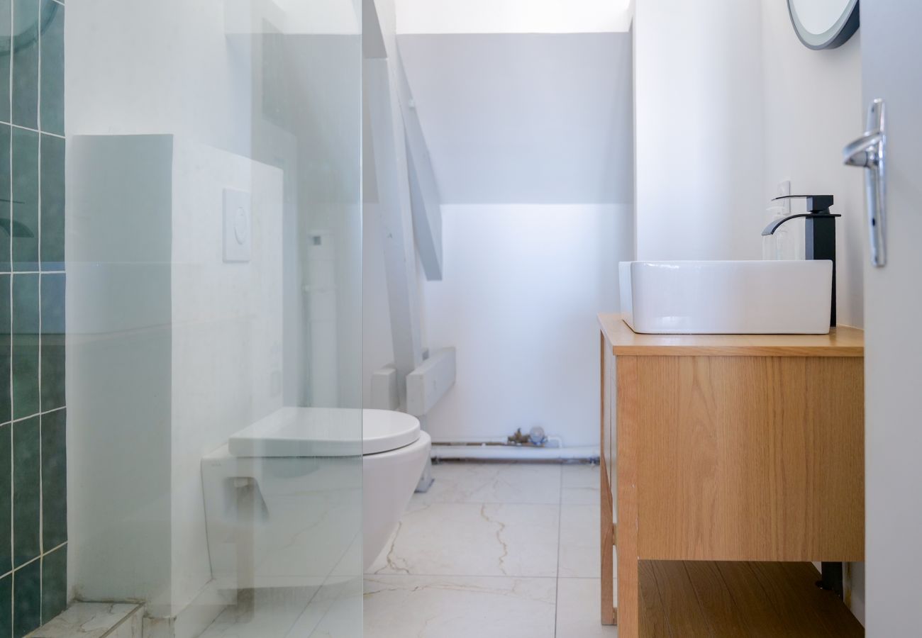 Appartement à Angers - Vue exceptionnelle sur l’église – séjour pour 2 à Angers