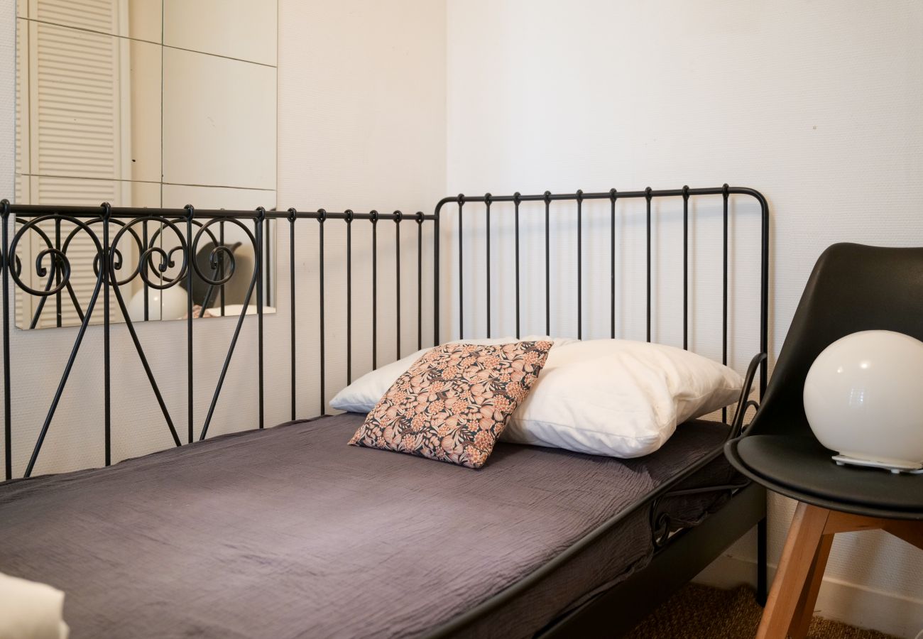 Appartement à Angers - appartement 5 personnes - 3 chambres - 2 sdb