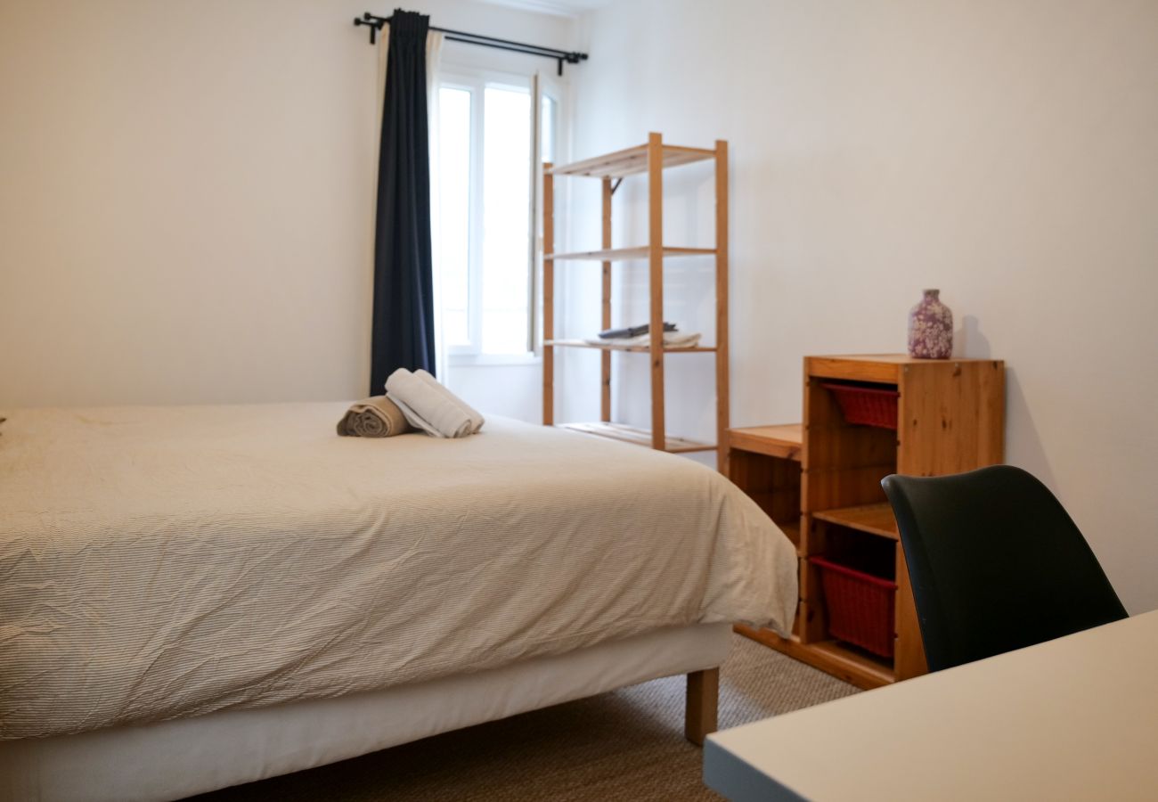 Appartement à Angers - appartement 5 personnes - 3 chambres - 2 sdb
