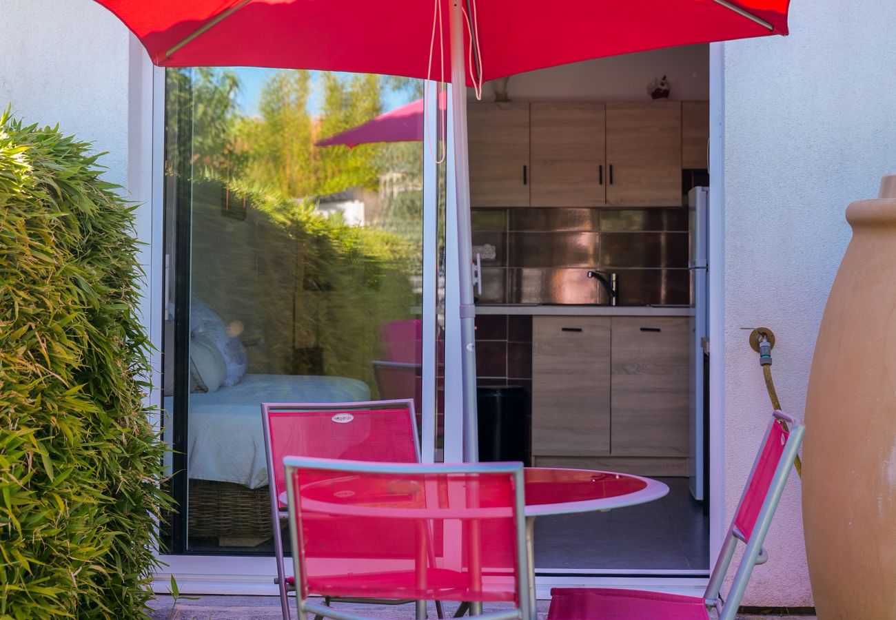 Studio à Les Sables-d´Olonne - studio 3 personnes - piscine partagée