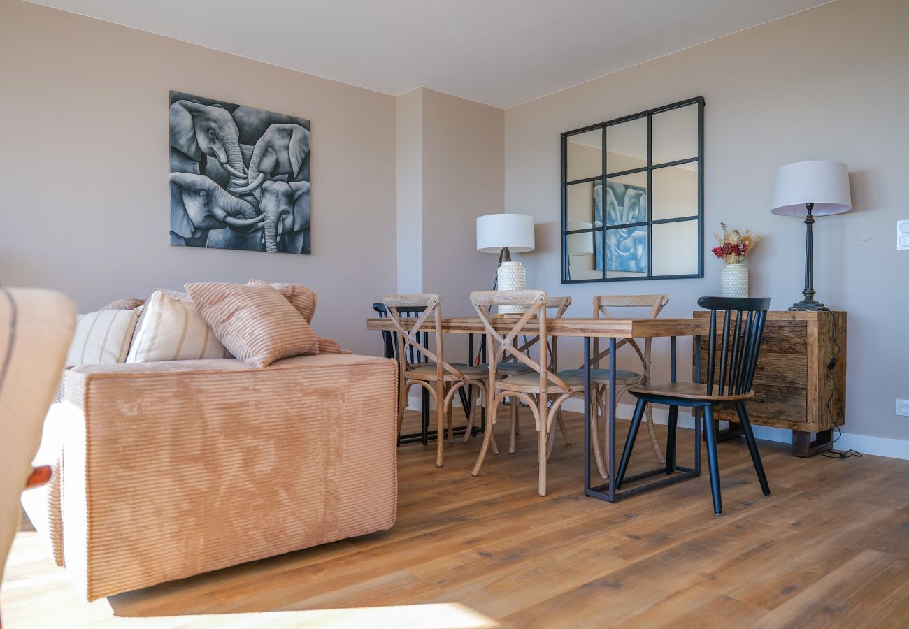 Appartement à Les Sables-d´Olonne - Très bel appartement face mer - 4 personnes 