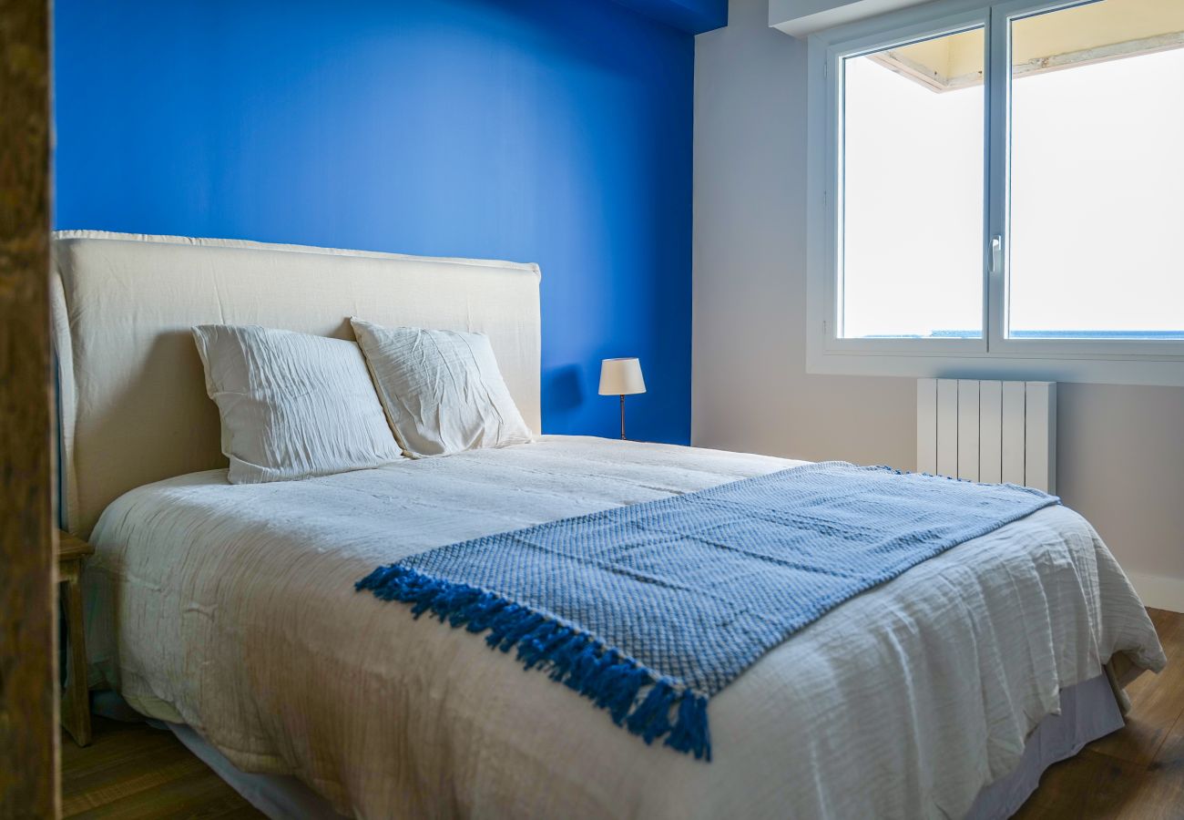 Appartement à Les Sables-d´Olonne - Très bel appartement face mer - 4 personnes 
