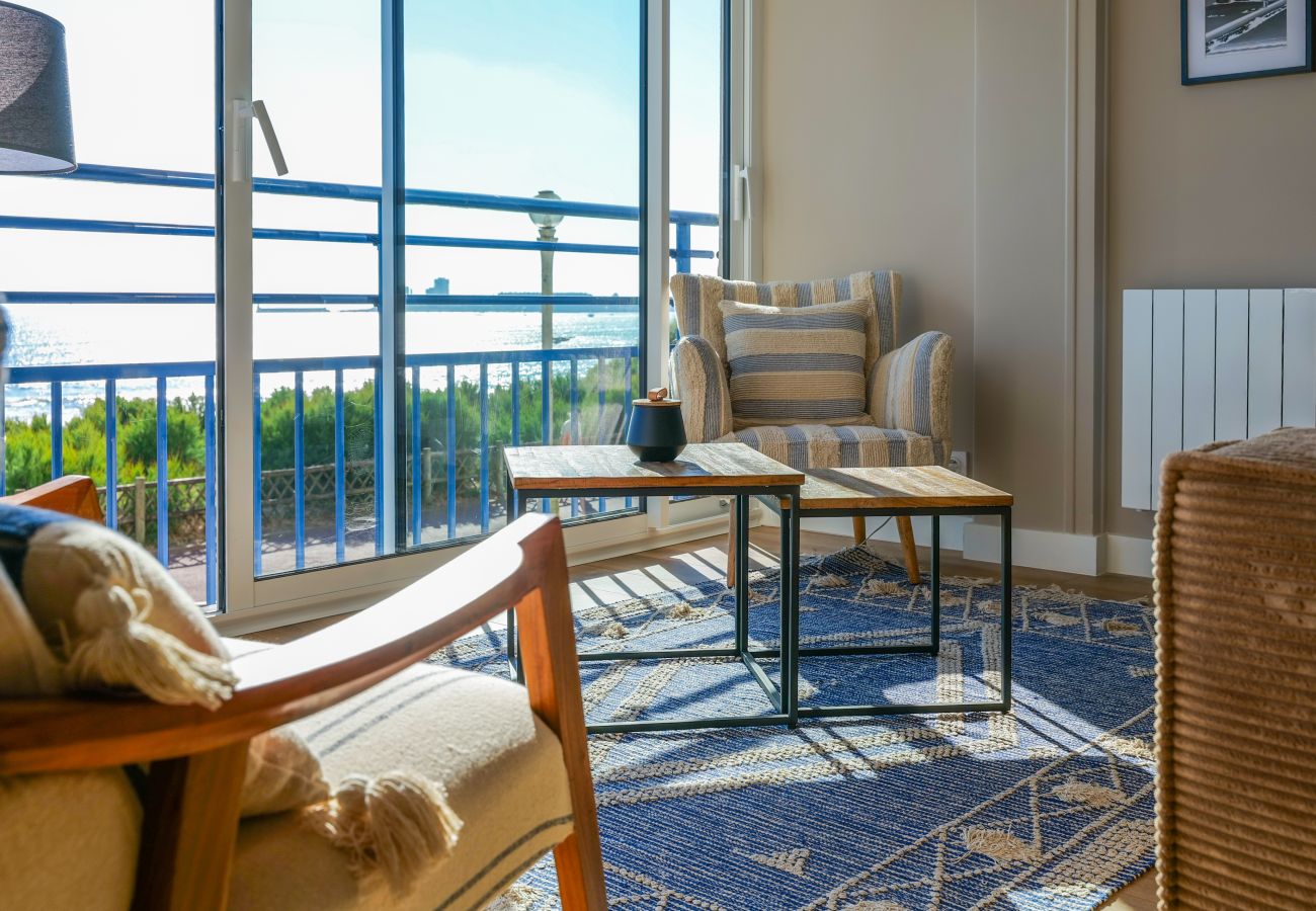 Appartement à Les Sables-d´Olonne - Très bel appartement face mer - 4 personnes 