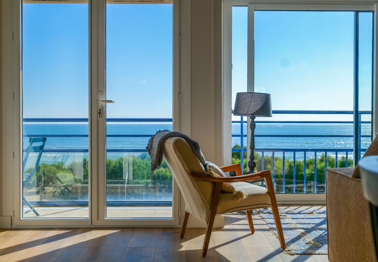 Appartement à Les Sables-d´Olonne - Très bel appartement face mer - 4 personnes 