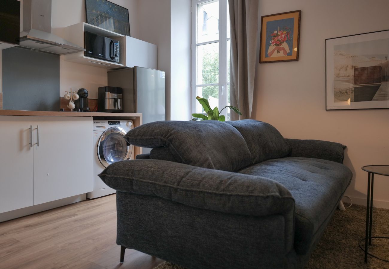 Studio à Angers - Studio cosy pour 2 personnes au cœur d’Angers – Quartier Toussaint