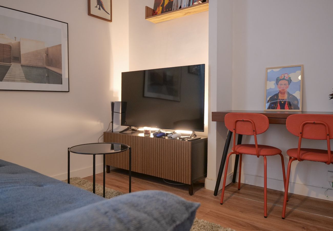 Studio à Angers - Studio cosy pour 2 personnes au cœur d’Angers – Quartier Toussaint