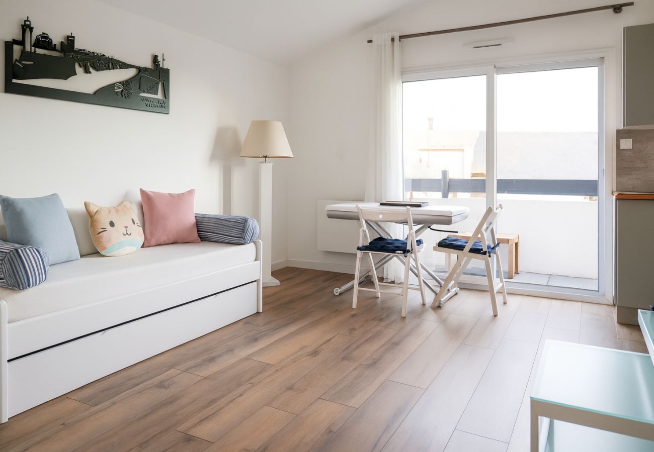 Studio à Les Sables-d´Olonne - Studio cosy avec balcon proche plage