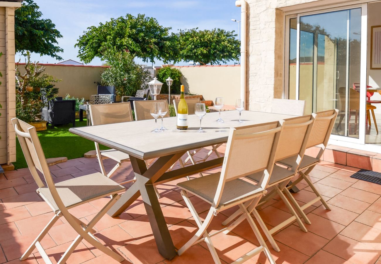 Maison à Les Sables-d´Olonne - Maison de vacances à La Chaume – 8 couchages, jardin, proche plages