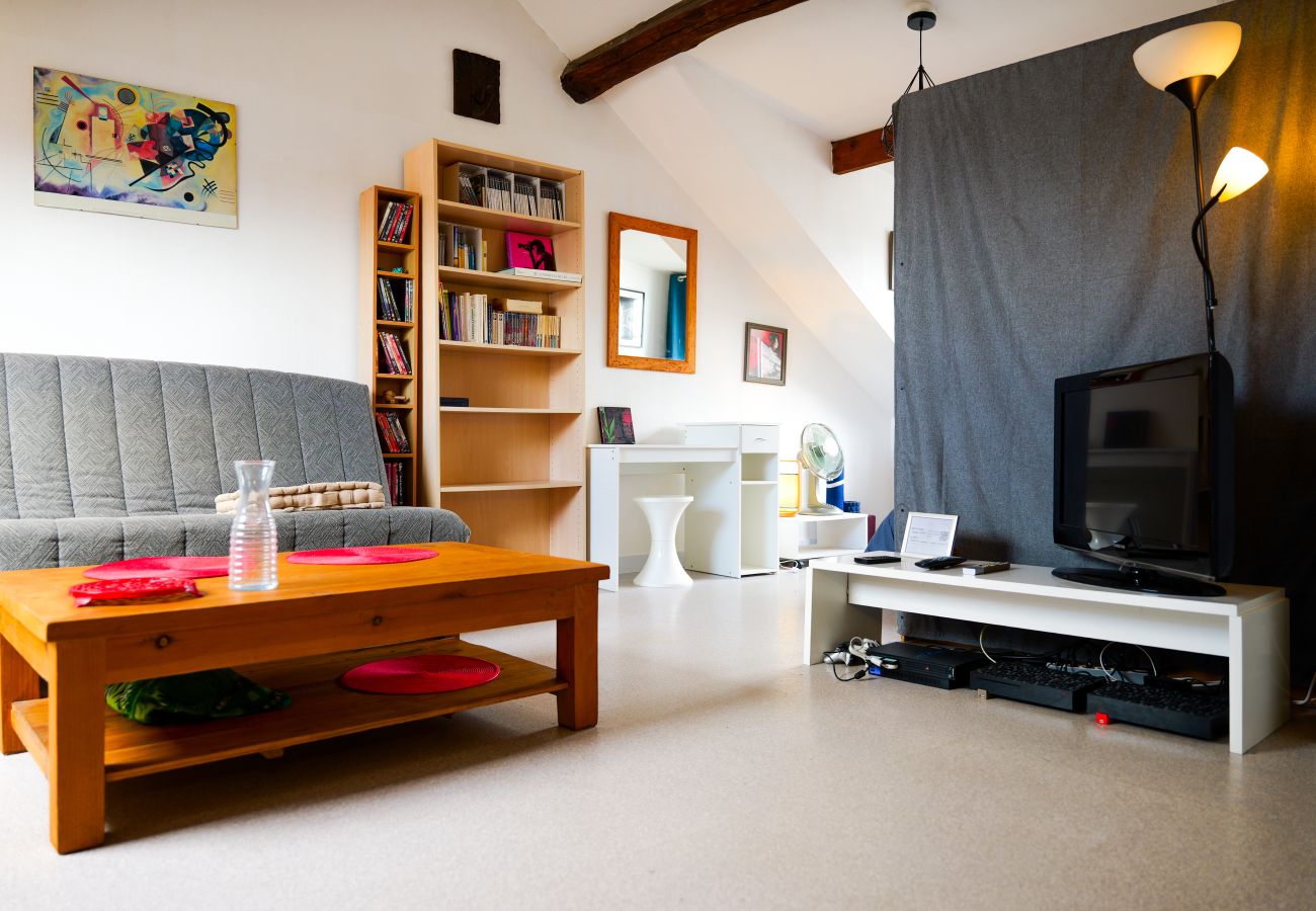 Studio à Angers - studio 2/3 personnes - quartier UCO 