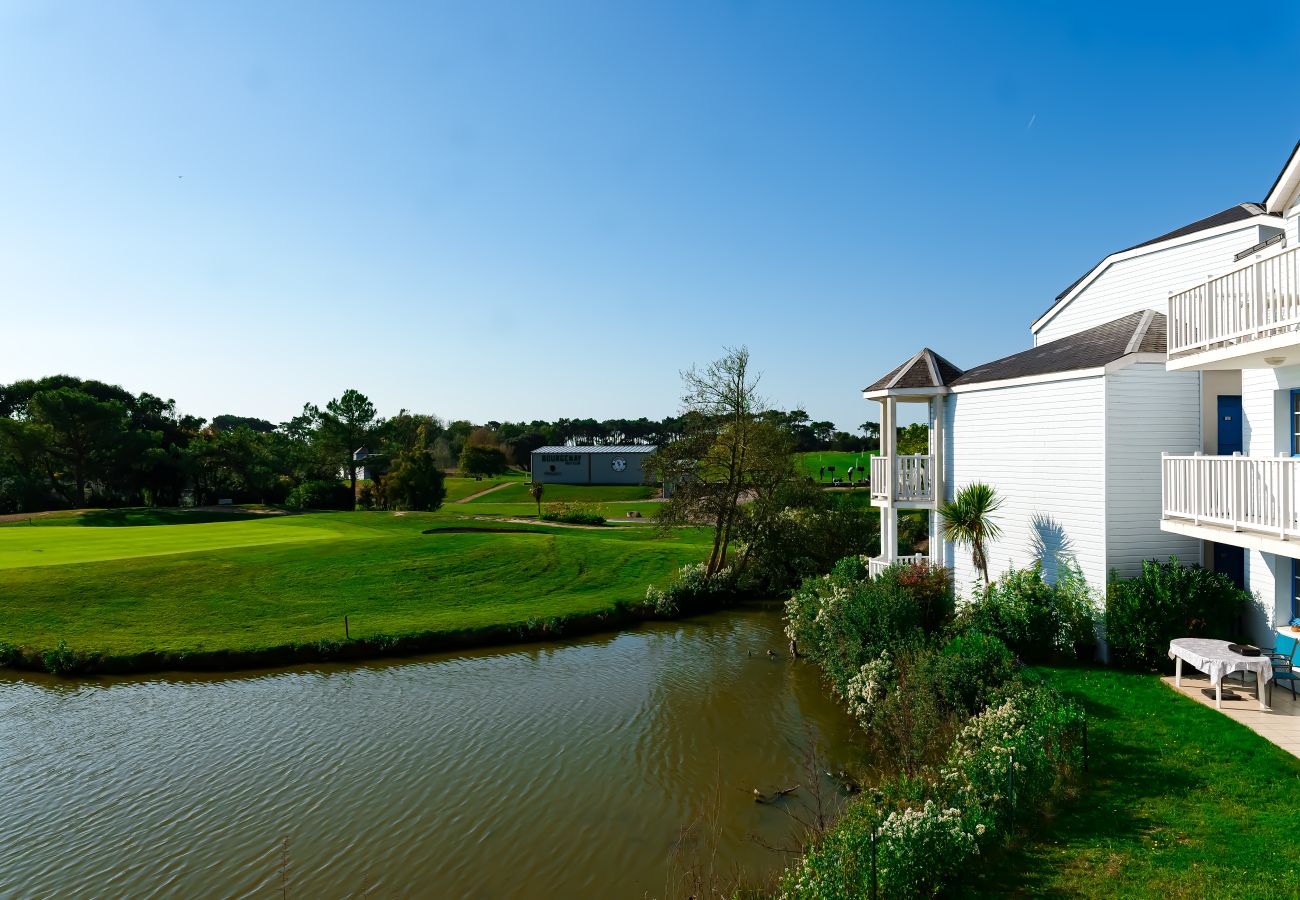 Appartement à Talmont-Saint-Hilaire - Appartement vue sur le Golf de Port Bourgenay - 4 personnes