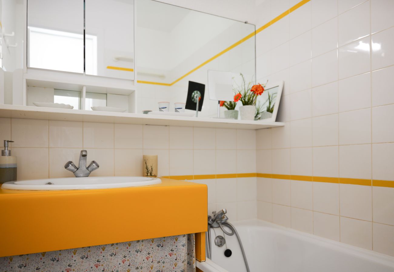 Studio à Talmont-Saint-Hilaire - Appartement avec terrasse vue port -  4 personnes