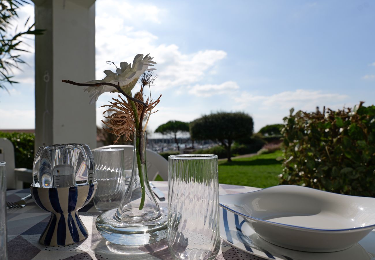 Studio à Talmont-Saint-Hilaire - Appartement avec terrasse vue port -  4 personnes