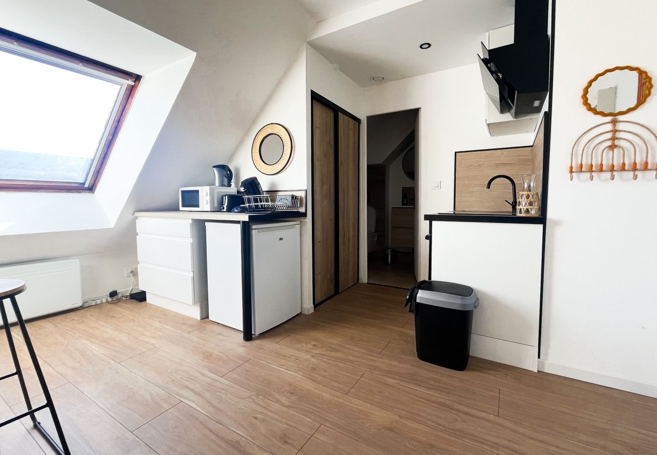 Studio à Angers -  Charmant studio moderne et confortable - 2 pers - Tout proche du centre