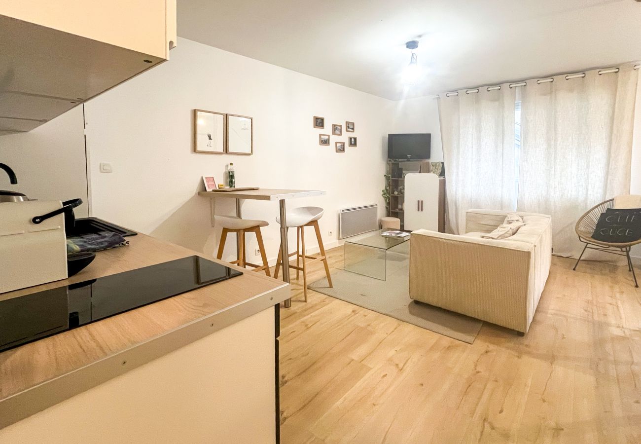 Studio à Angers - Charmant studio tout confort – cœur du centre-ville d’Angers - 2 personnes