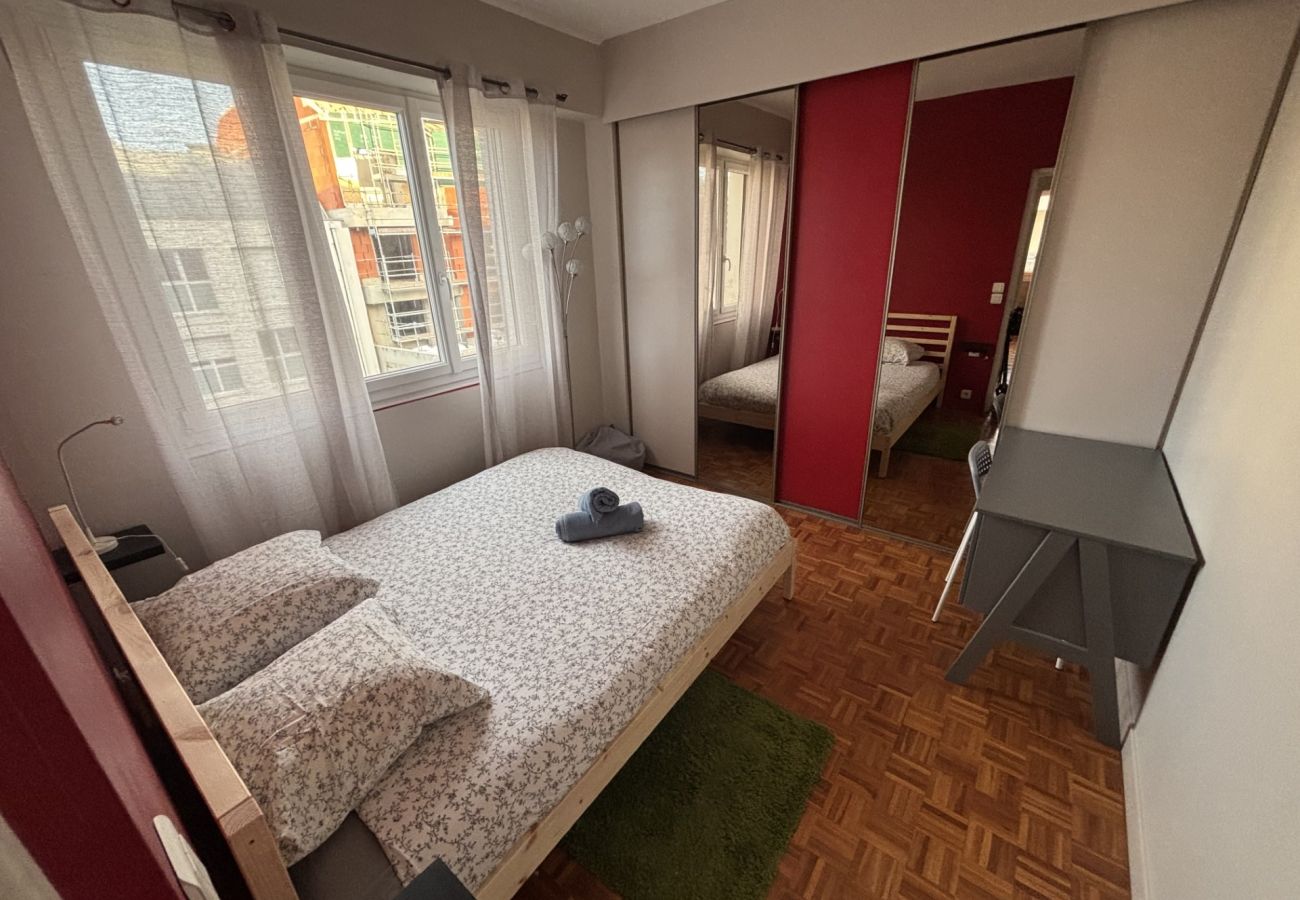 Appartement à Angers - Appartement chaleureux et accueillant, idéal pour 4 personnes à Angers